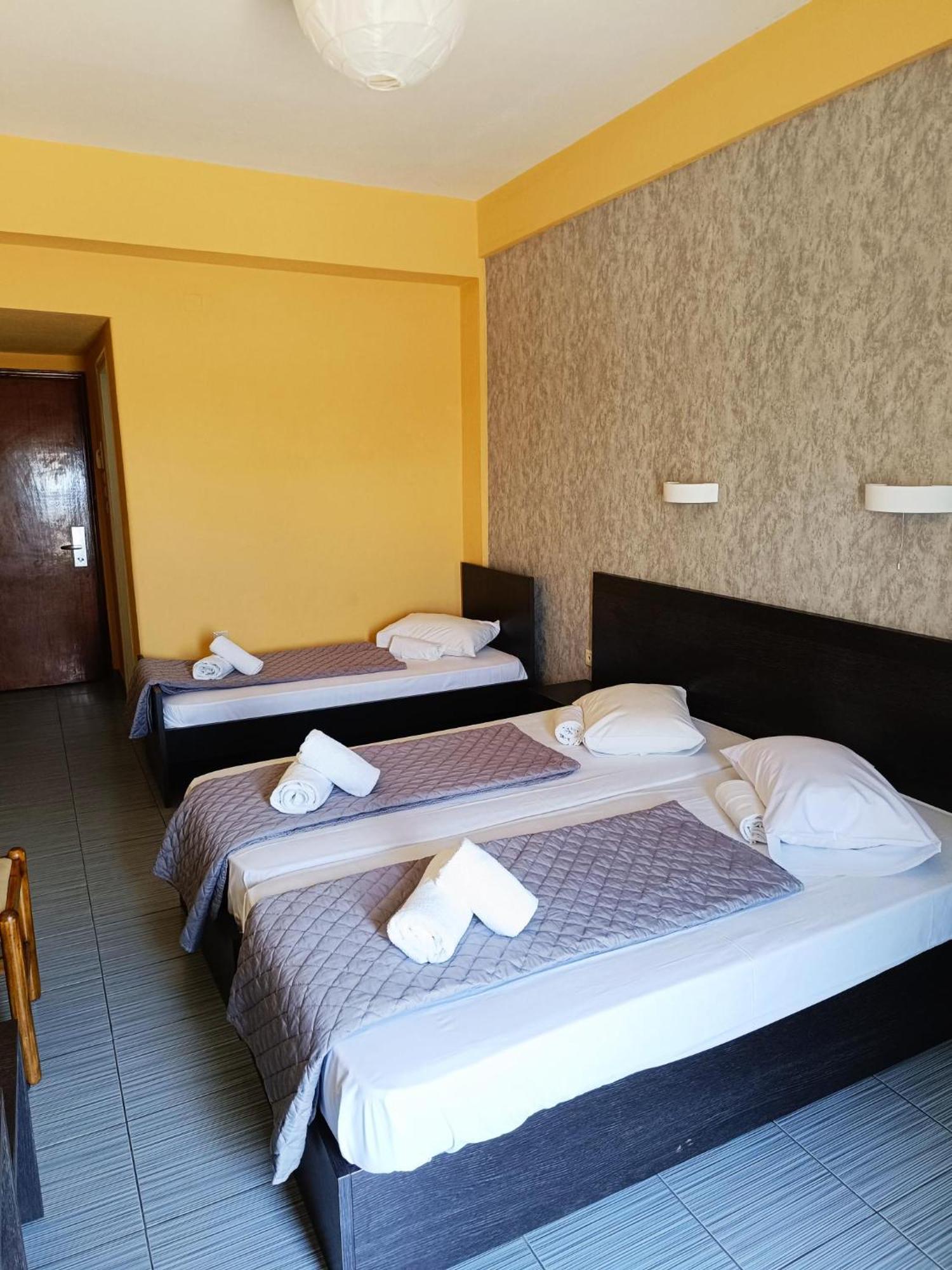 Vosporos Hotel Komotini Exterior photo